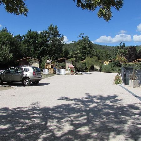 Les Chalets Du Verger Des Ascarines Corneilla-de-Conflent ภายนอก รูปภาพ