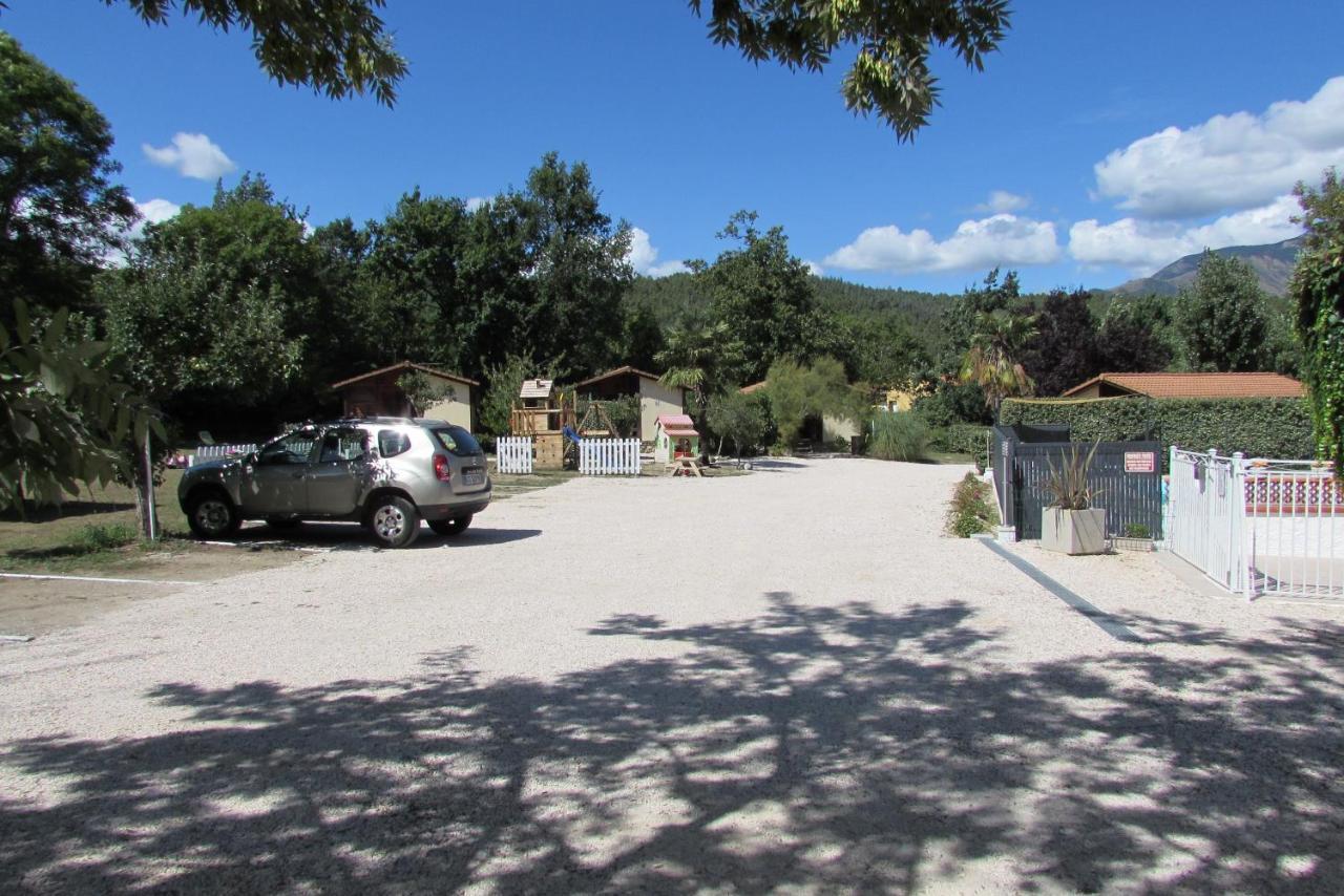 Les Chalets Du Verger Des Ascarines Corneilla-de-Conflent ภายนอก รูปภาพ