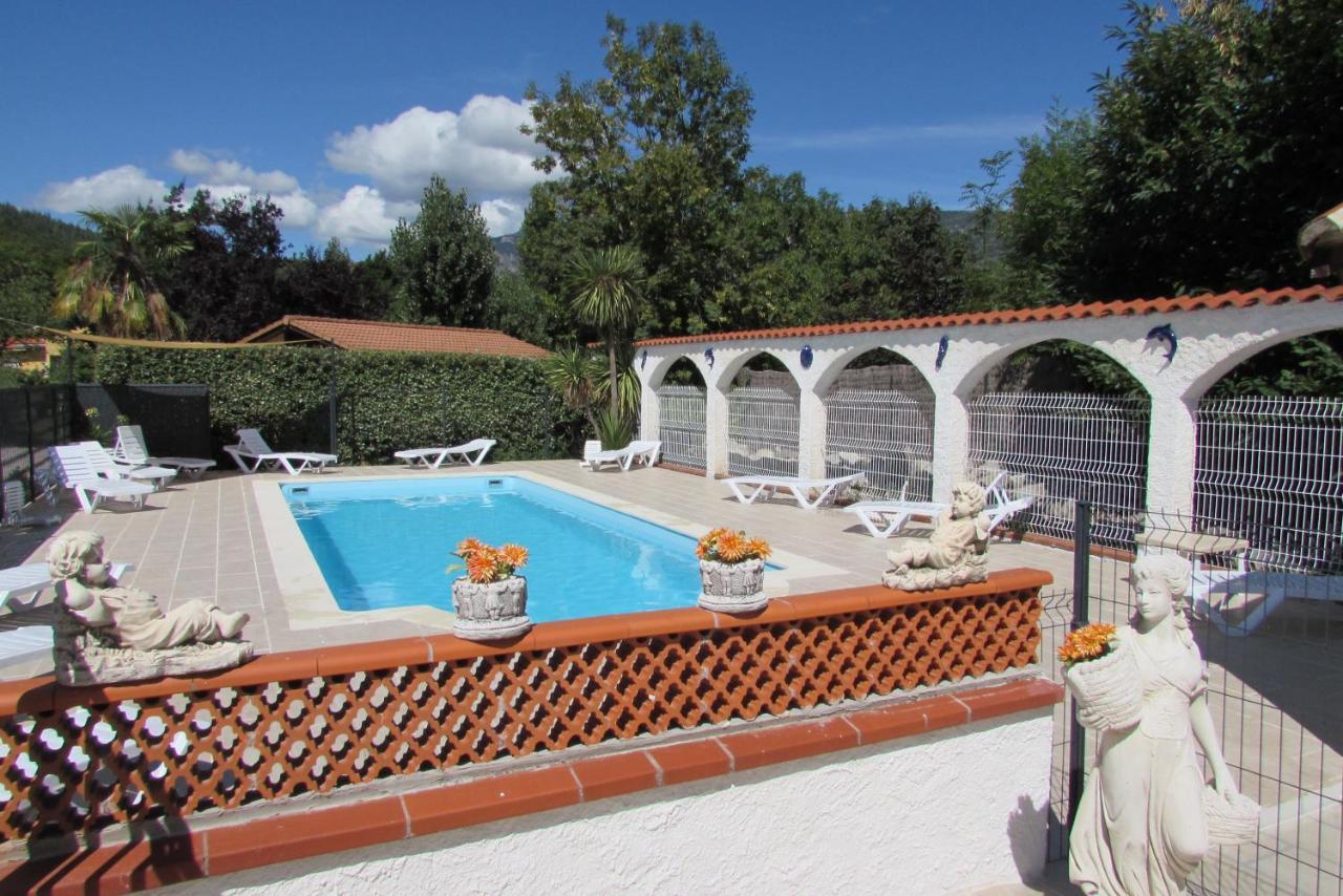 Les Chalets Du Verger Des Ascarines Corneilla-de-Conflent ภายนอก รูปภาพ