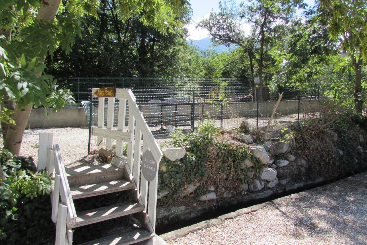 Les Chalets Du Verger Des Ascarines Corneilla-de-Conflent ภายนอก รูปภาพ